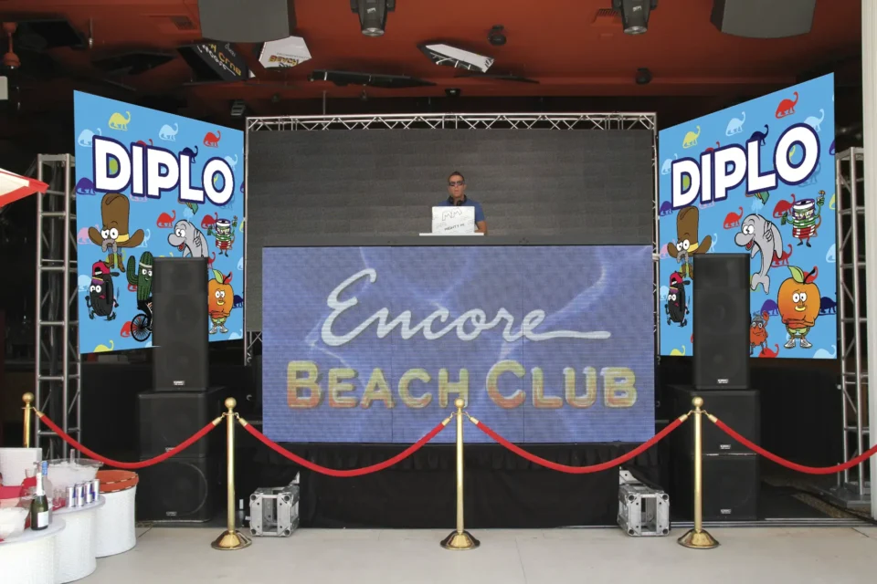 ENCORE BEACH CLUB